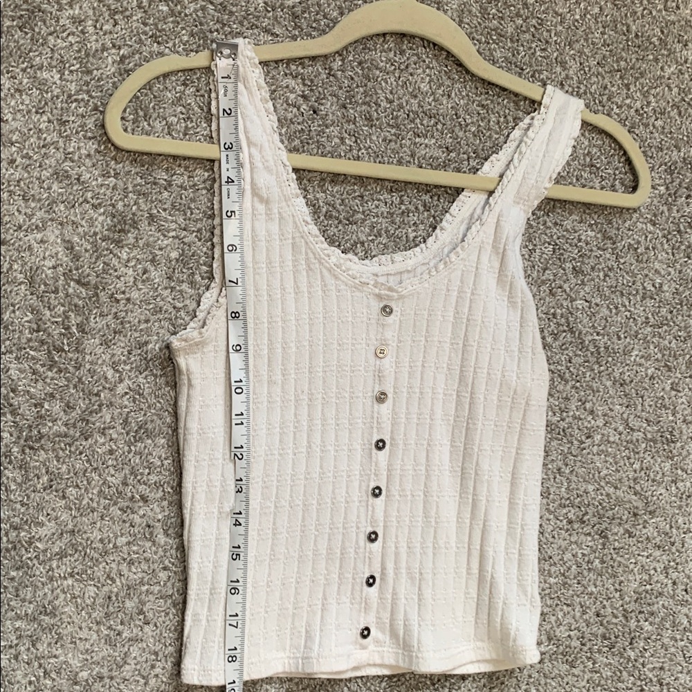 American Eagle White Ribbed Ruffle Trim Tank Top Size Medium - Picture 5 of 7